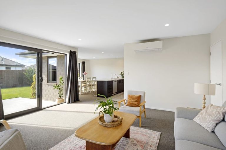 Photo of property in 45 Minerva Crescent, Woodend, 7610