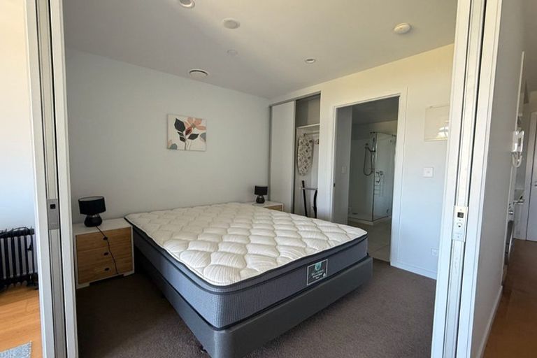 Photo of property in Frank Sargeson Apts, 105/74 Anzac Street, Takapuna, Auckland, 0622