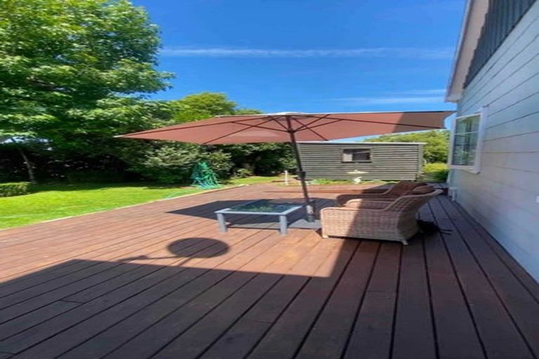 Photo of property in 22 Takiroa Street, Urenui, 4375