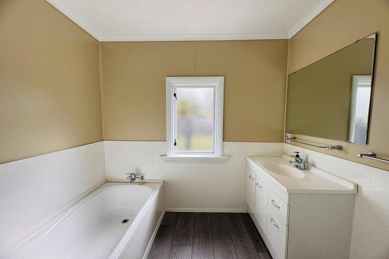 Photo of property in 75 Stortford Street, Ashhurst, 4810