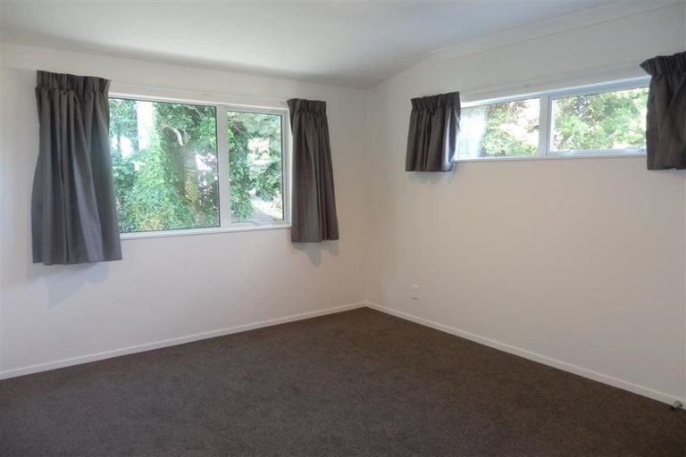 Photo of property in 54a Ranui Terrace, Tawa, Wellington, 5028