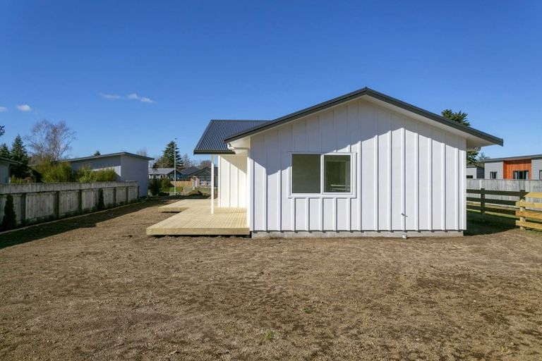 Photo of property in 28 Ngahana Place, Turangi, 3334