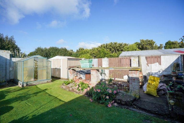 Photo of property in 72 Paisley Street, Kew, Invercargill, 9812