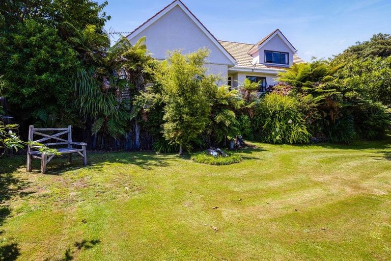 Photo of property in 288e Mangorei Road, Merrilands, New Plymouth, 4312