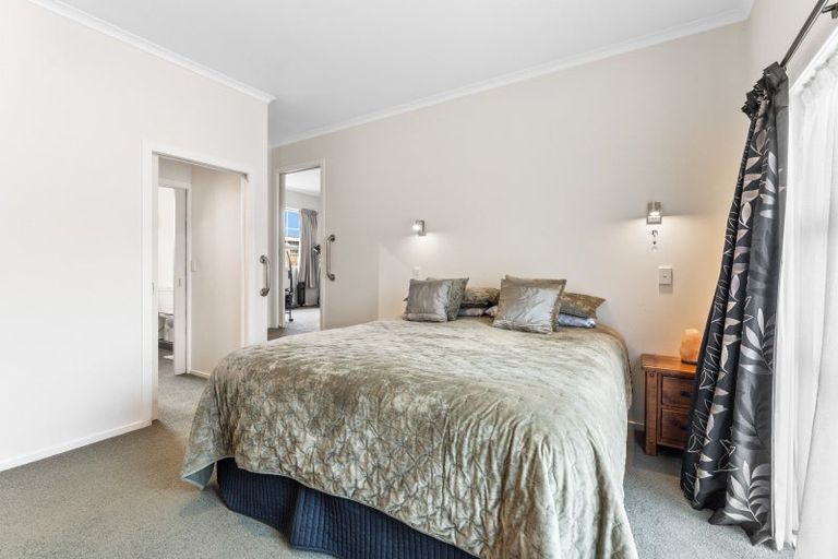 Photo of property in 8 Cambridge Street, Pahiatua, 4910