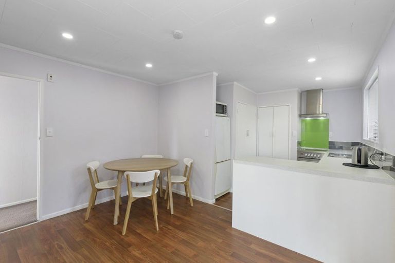 Photo of property in 2/12 Garnet Grove, Birchville, Upper Hutt, 5018