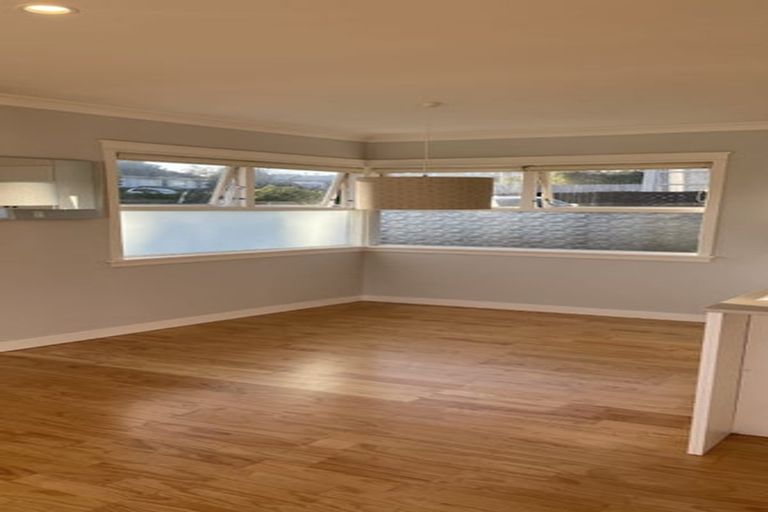 Photo of property in 20 Glendene Avenue, Glendene, Auckland, 0602