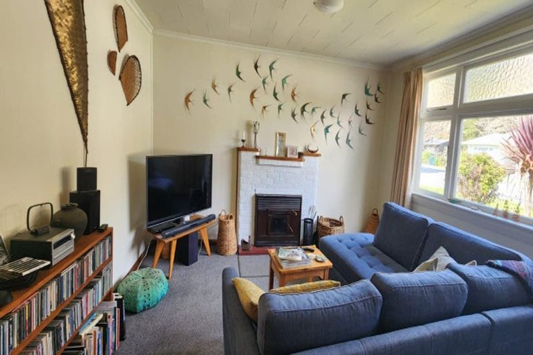 Photo of property in 4 Broadway, Reefton, 7830