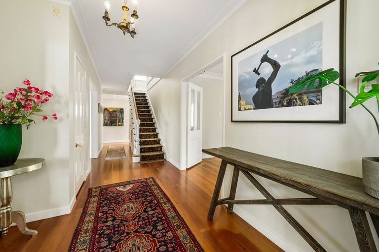 Photo of property in 43 Simla Crescent, Khandallah, Wellington, 6035