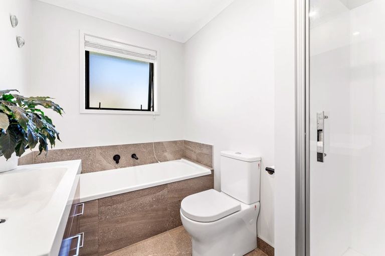 Photo of property in 17 Three Brothers Place, Warkworth, 0981