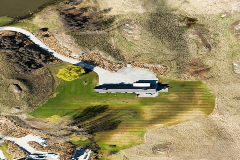 Photo of property in 7 Bendemeer Lane, Lake Hayes, Queenstown, 9371