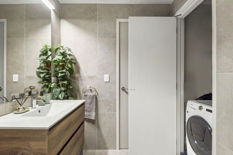 Photo of property in 303/21 Pennant Street, Long Bay, Auckland, 0630