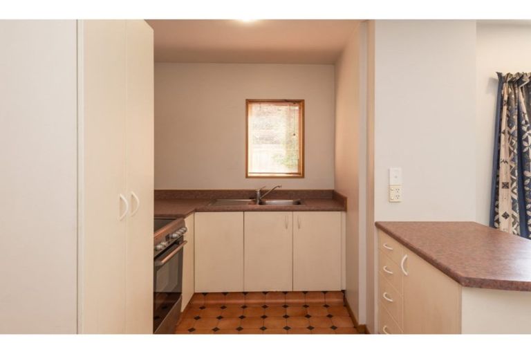 Photo of property in 2/11 Crohane Place, Addington, Christchurch, 8024