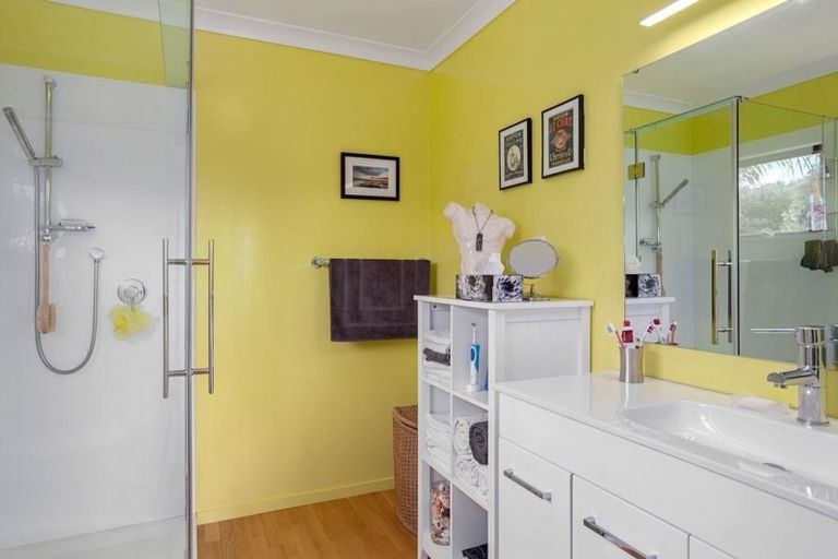 Photo of property in 7 Wairakaia Road, Tirohanga, Opotiki, 3197