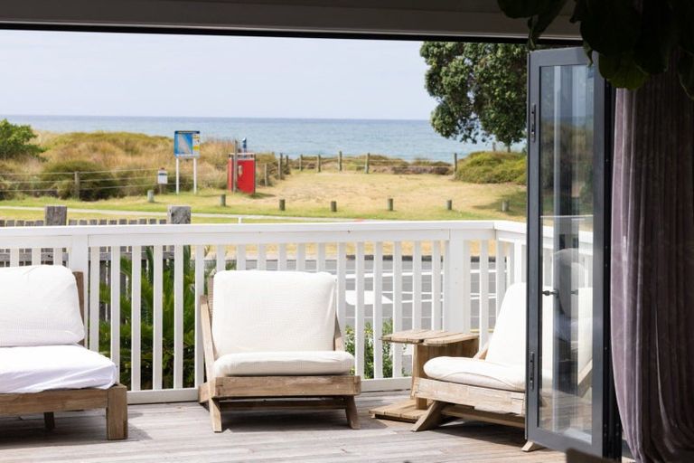 Photo of property in 4 Oceanbeach Road, Mount Maunganui, 3116