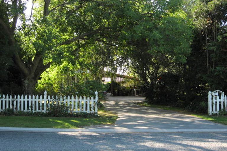 Photo of property in 11 Selwyn Street, Leeston, 7632