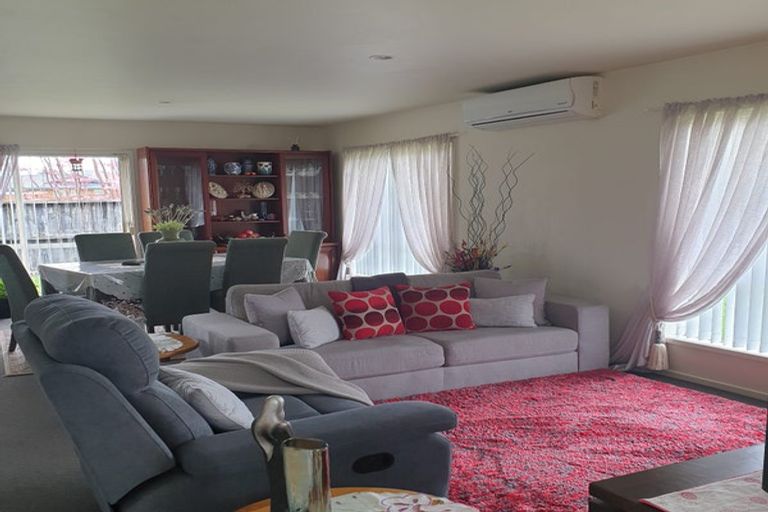 Photo of property in 11/15 O'sullivan Place, Waiuku, 2123