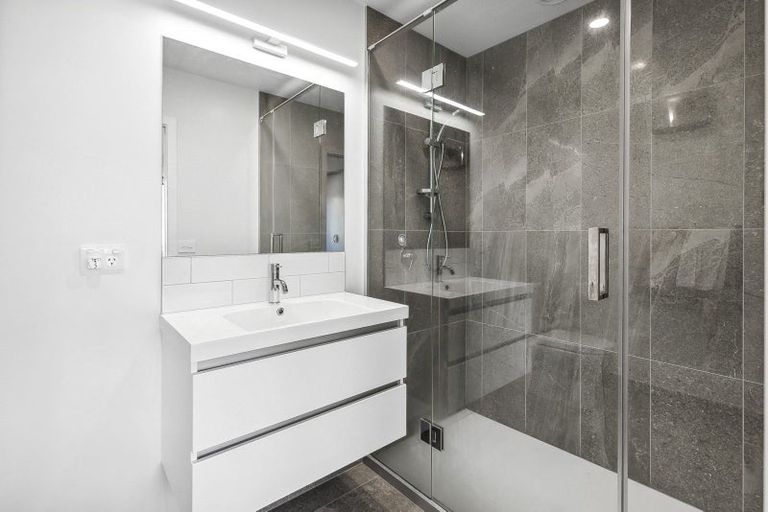 Photo of property in Northlake, 18 Lindis Road, Wanaka, 9305