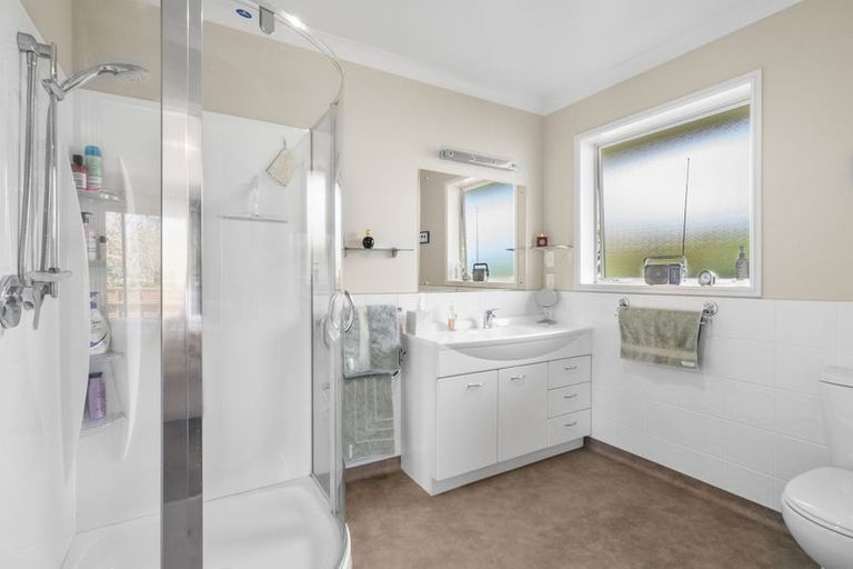 Photo of property in 47 Railway Terrace, Ohau, Levin, 5570