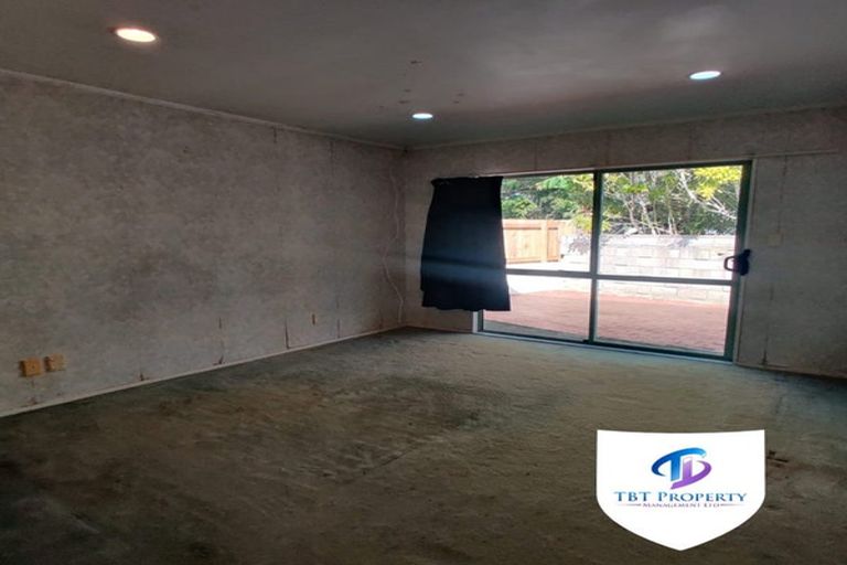 Photo of property in 14 Crail Court, Totara Heights, Auckland, 2105