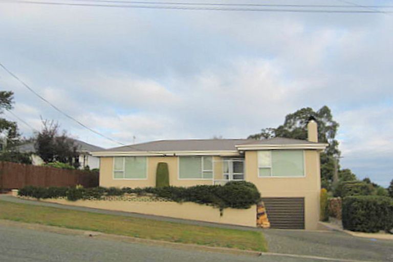 Photo of property in 19 Stuart Street, Holmes Hill, Oamaru, 9401