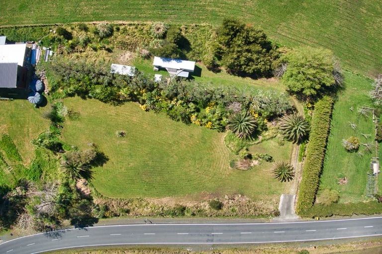 Photo of property in 147 Tomarata Road, Mangawhai, 0975
