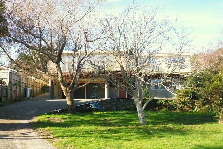 Photo of property in 22 Tremewan Street, Tawa, Wellington, 5028