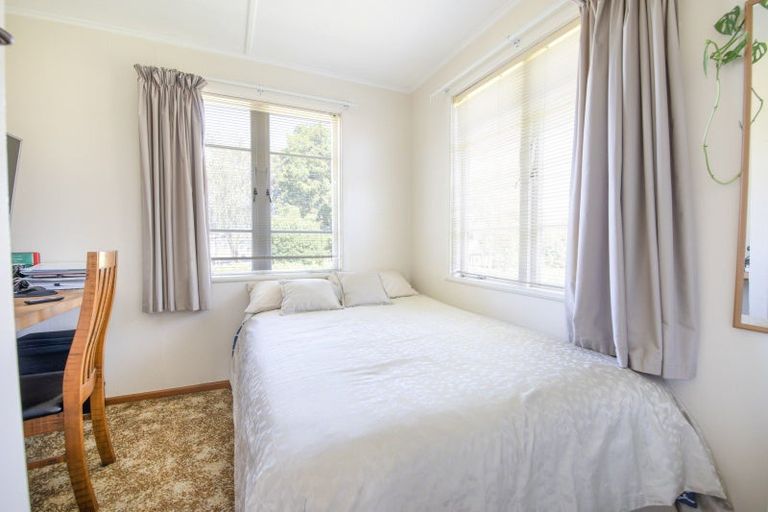 Photo of property in 28 Bright Crescent, Maraenui, Napier, 4110