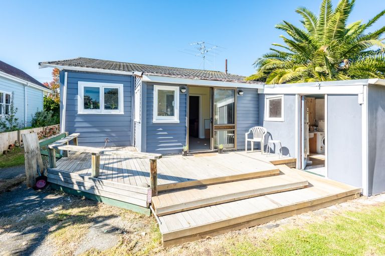 Photo of property in 13 Dickson Street, Kaiti, Gisborne, 4010