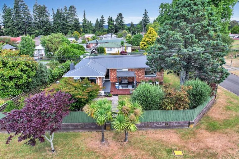 Photo of property in 28 Shirley Street, Mangakakahi, Rotorua, 3015