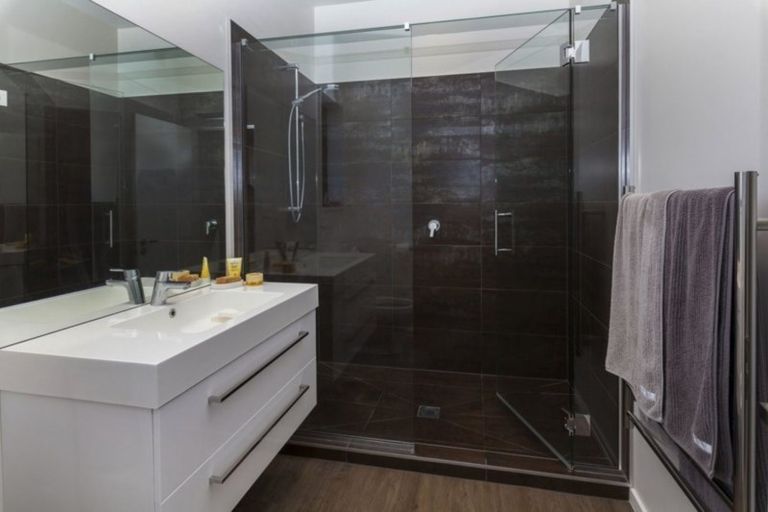 Photo of property in 166 Penruddock Rise, Westmorland, Christchurch, 8025