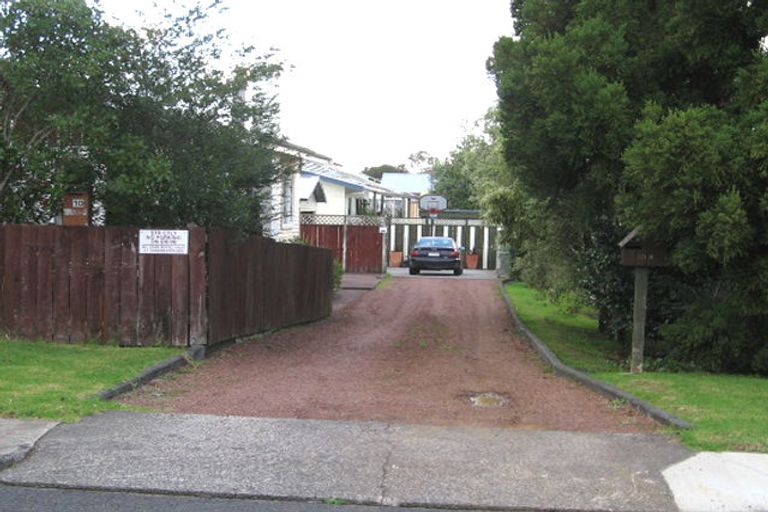 Photo of property in 1/10 Hikurangi Street, Te Atatu Peninsula, Auckland, 0610