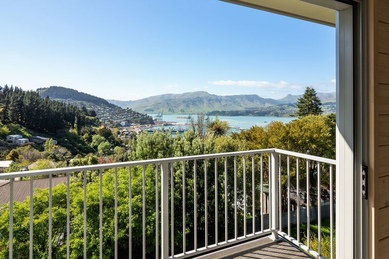 Photo of property in 25e Walkers Road, Lyttelton, 8082