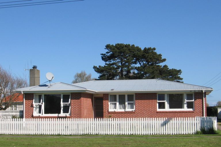 Photo of property in 18a Norbiton Road, Foxton, 4814