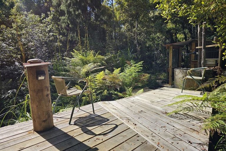 Photo of property in 215 Clifton Road, Kaiata, Greymouth, 7805