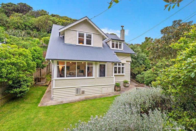 Photo of property in 28 Oban Street, Wadestown, Wellington, 6012
