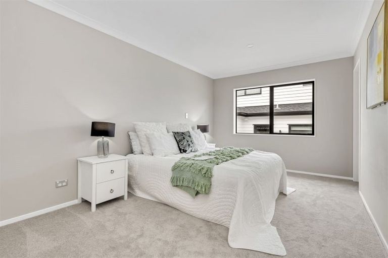 Photo of property in 5 Elevation Street, Flat Bush, Auckland, 2019