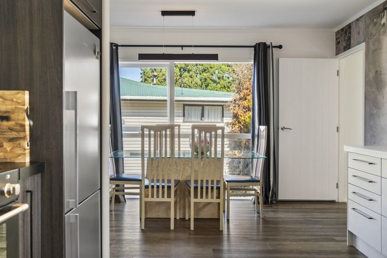 Photo of property in 13 Fairview Place, Te Puke, 3119