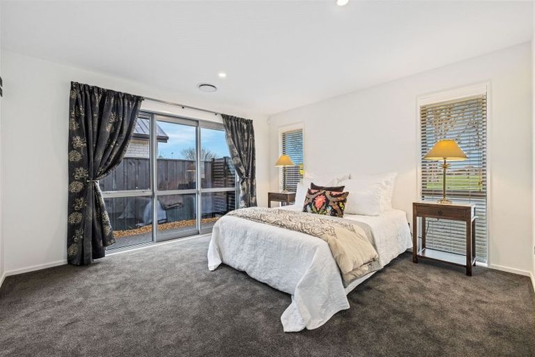 Photo of property in 6 Malaga Crescent, Harewood, Christchurch, 8051