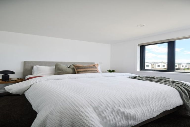 Photo of property in 9 Te Puketoka Lane, Mangere, Auckland, 2022