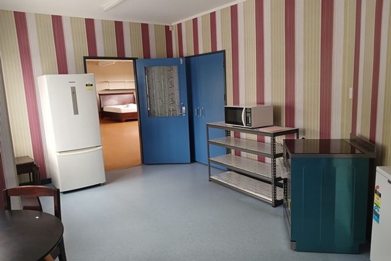 Photo of property in 51 Parnell Heights Drive, Kelvin Grove, Palmerston North, 4414