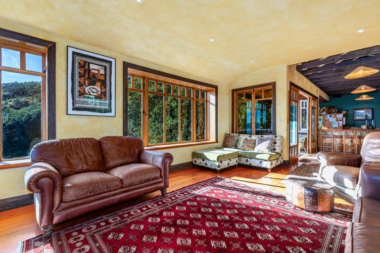 Photo of property in 17 Korimako Road, Days Bay, Lower Hutt, 5013
