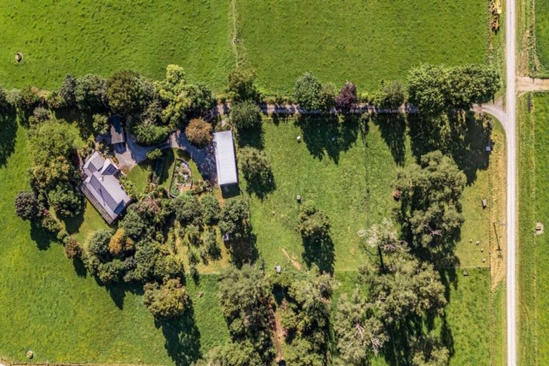 Photo of property in 41 Canton Road, Murchison, 7007