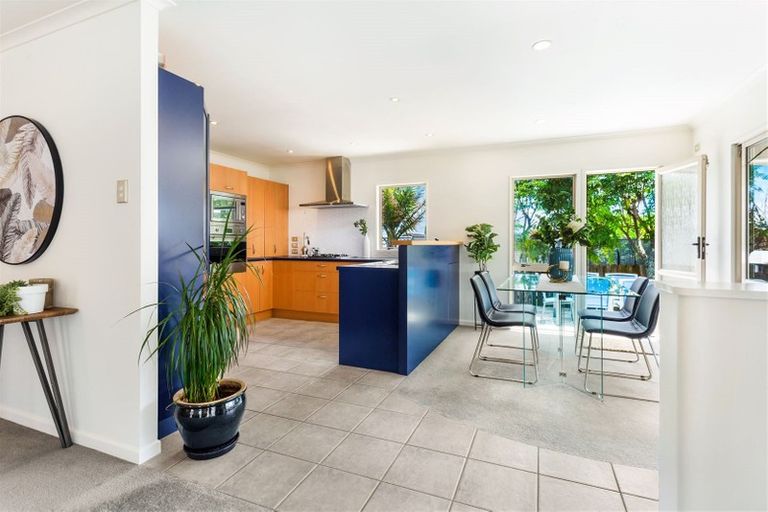 Photo of property in 20 Arlose Place, Westgate, Auckland, 0614
