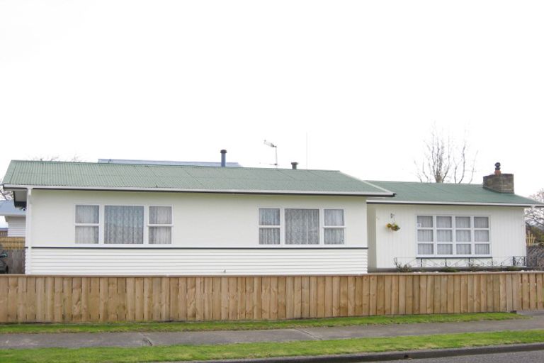 Photo of property in 48 Exeter Crescent, Pirimai, Napier, 4112