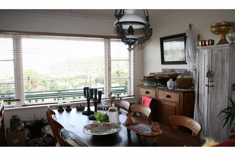 Photo of property in 2 Ashby Street, Russell, 0202