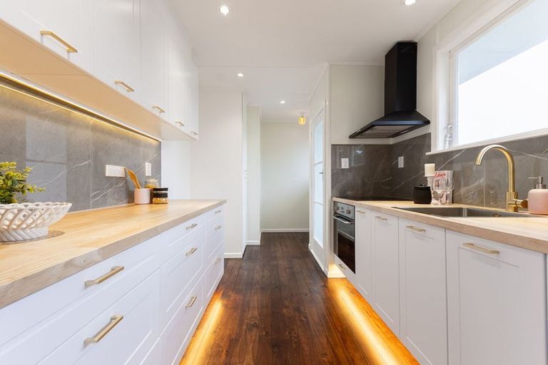 Photo of property in 55 Michael Road, Paraparaumu Beach, Paraparaumu, 5032