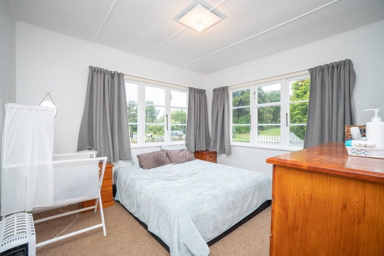 Photo of property in 6 Rangiora Avenue, Roslyn, Palmerston North, 4414