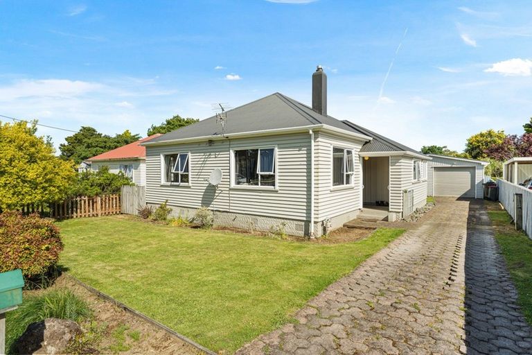 Photo of property in 11 Page Street, Stratford, 4332