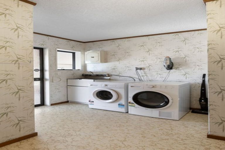 Photo of property in 10 Adela Stewart Drive West, Athenree, Katikati, 3177